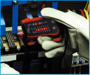 Тестер CEM DT-9902